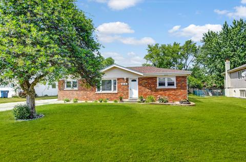 8632 W 99th St, Palos Hills, IL 60465