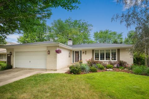 8446 Hollywood Dr, Orland Park, IL 60462