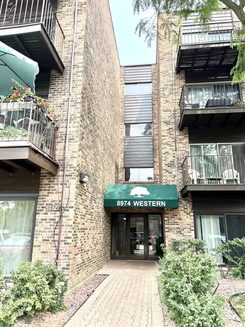 8974 N Western Ave #112, Des Plaines, IL 60016