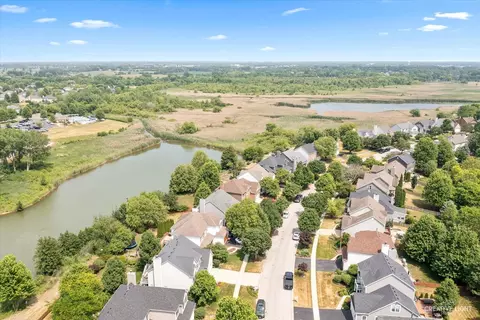 39 W250 E Mallory Dr, Geneva, IL 60134 photo 41