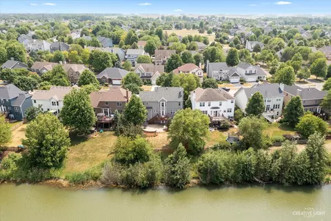 39 W250 E Mallory Dr, Geneva, IL 60134 photo 40