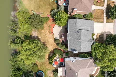 39 W250 E Mallory Dr, Geneva, IL 60134 photo 38
