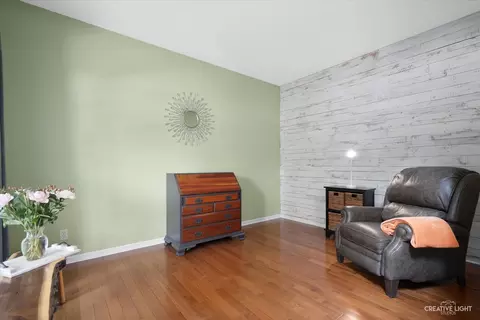 39 W250 E Mallory Dr, Geneva, IL 60134 photo 6