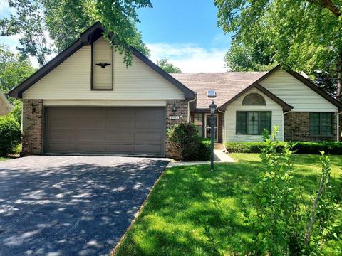 1703 Highridge Rd, Rockford, IL 61108