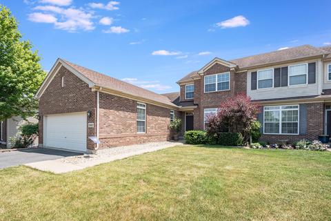 25921 W Sandy Knoll Dr, Channahon, IL 60410