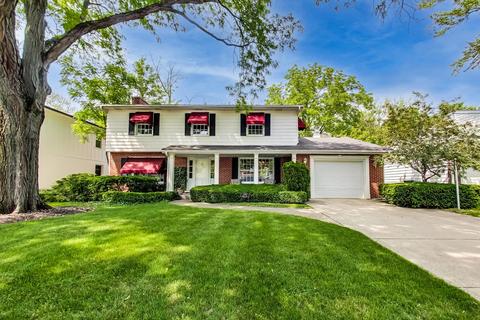 2340 Maple Ave, Northbrook, IL 60062