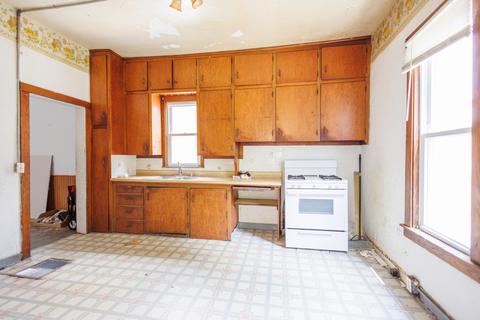 766 S Poplar Ave, Kankakee, IL 60901 photo 3