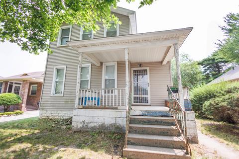 766 S Poplar Ave, Kankakee, IL 60901