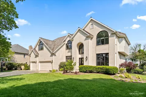1419 Brandy Cir, Naperville, IL 60540