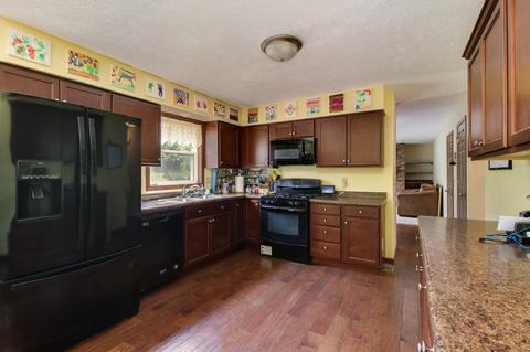 2008 Single Tree Ln, Bloomington, IL 61704 photo 7