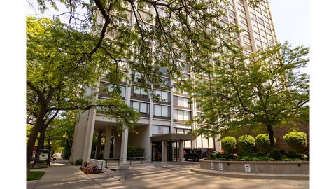 5455 N Sheridan Rd #512, Chicago, IL 60640