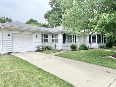 103 Shady Ln, Dixon, IL 61021