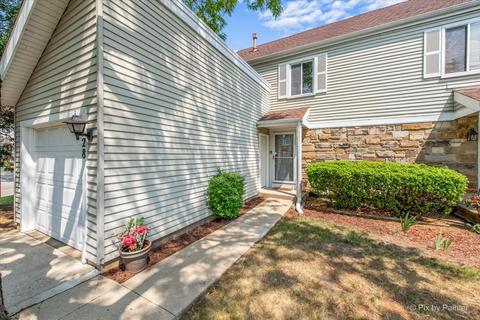 728 Weymouth Cir #728, Hanover Park, IL 60133