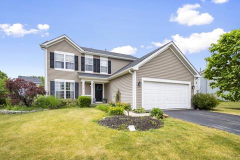 1301 Sommer Ln, Minooka, IL 60447