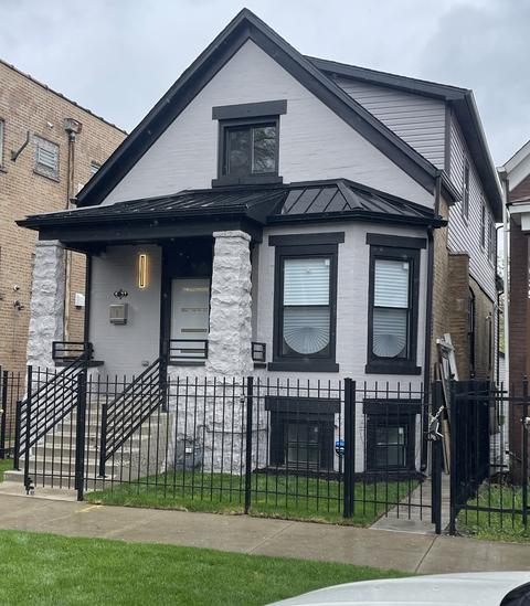 6637 S Marquette Dr, Chicago, IL 60637