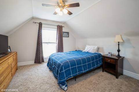 684 Forest Ave, Elgin, IL 60120 photo 8
