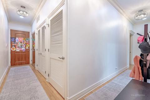 35 S Racine Ave #3SE, Chicago, IL 60607 photo 3