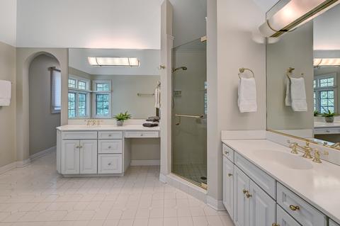 9301 Falling Waters Dr, Burr Ridge, IL 60527 photo 24