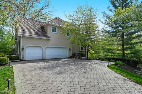 9301 Falling Waters Dr, Burr Ridge, IL 60527 photo 3