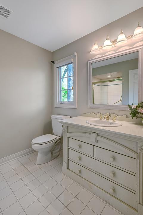 9301 Falling Waters Dr, Burr Ridge, IL 60527 photo 32