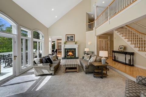 9301 Falling Waters Dr, Burr Ridge, IL 60527 photo 11