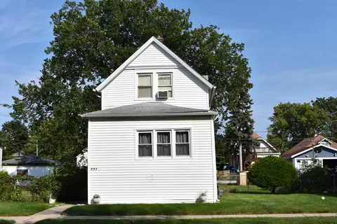 805 S 9th Ave, Maywood, IL 60153