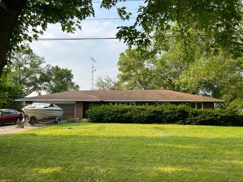 1581 Ipsen Rd, Belvidere, IL 61008