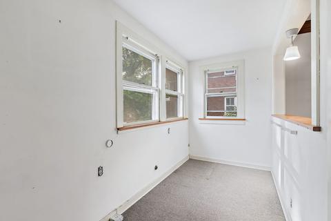 469 Palace St, Aurora, IL 60506 photo 12