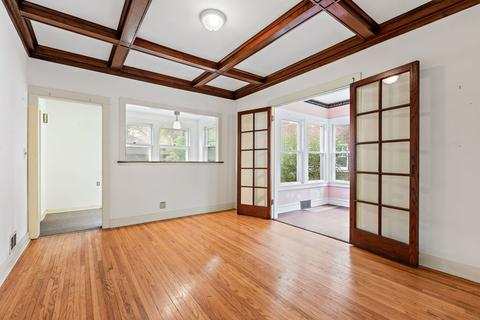 469 Palace St, Aurora, IL 60506 photo 7