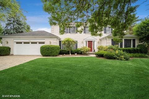 2161 N Charter Point Dr, Arlington Heights, IL 60004