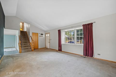 1359 Windsor Ct, Elgin, IL 60120 photo 6