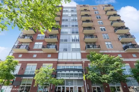 1201 W Adams St #701, Chicago, IL 60607