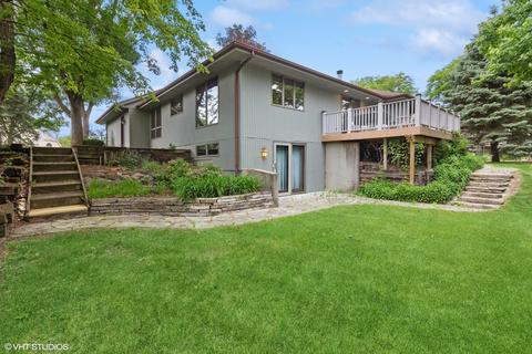 502 S Brookshore Dr, Shorewood, IL 60431