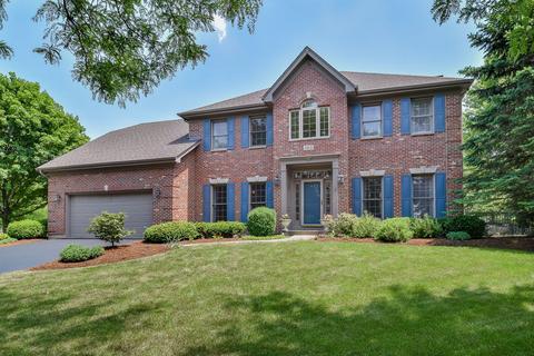 365 Westhaven Cir, Geneva, IL 60134