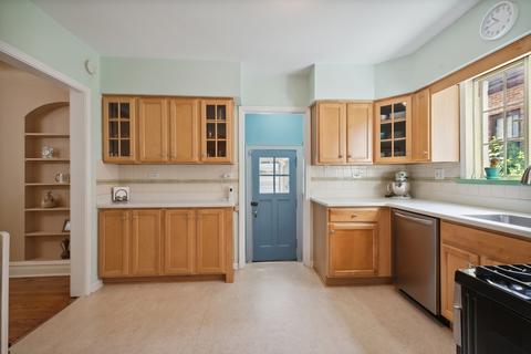2143 Ewing Ave, Evanston, IL 60201 photo 12