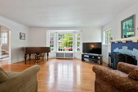 2143 Ewing Ave, Evanston, IL 60201 photo 5