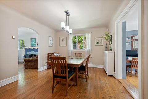 2143 Ewing Ave, Evanston, IL 60201 photo 8