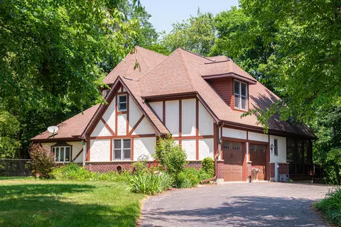 8807 Ryan Ct, Kingston, IL 60145