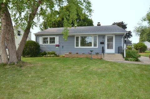 919 Bancroft Pl, Belvidere, IL 61008