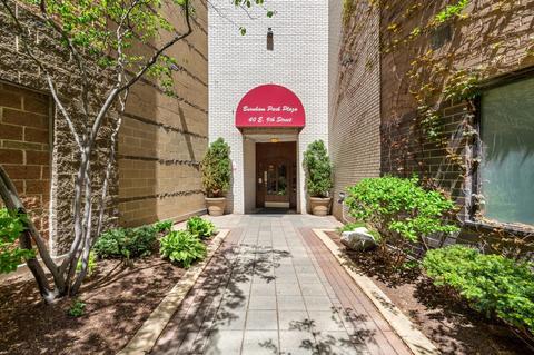 40 E 9th St #902, Chicago, IL 60605