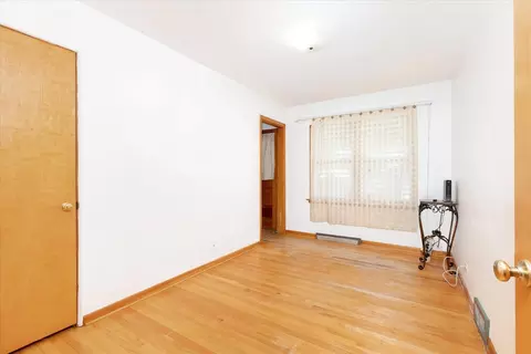682 S Spring Rd, Elmhurst, IL 60126 photo 13