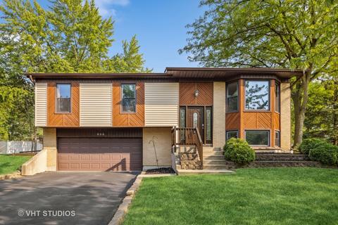 333 Falcon Ridge Way, Bolingbrook, IL 60440