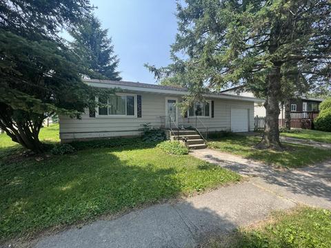 112 W Railroad St W, Kingston, IL 60145