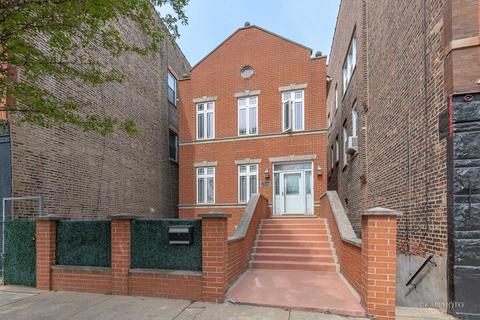 2830 S Wallace St #3, Chicago, IL 60616