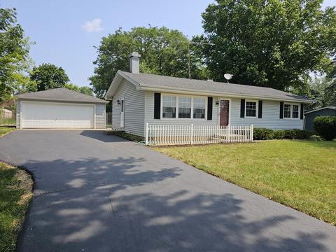 32 W678 Hecker Dr, Dundee, IL 60118