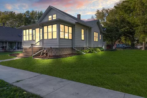100 W Charles St, Mclean, IL 61754 photo 24