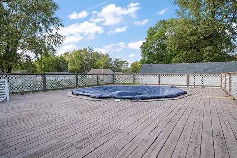 100 W Charles St, Mclean, IL 61754 photo 22