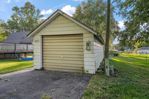 100 W Charles St, Mclean, IL 61754 photo 23