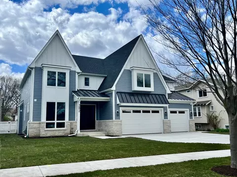 282 N Illinois St, Elmhurst, IL 60126