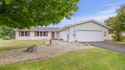 108 Harvest Glenn Dr, Davis Junction, IL 61020
